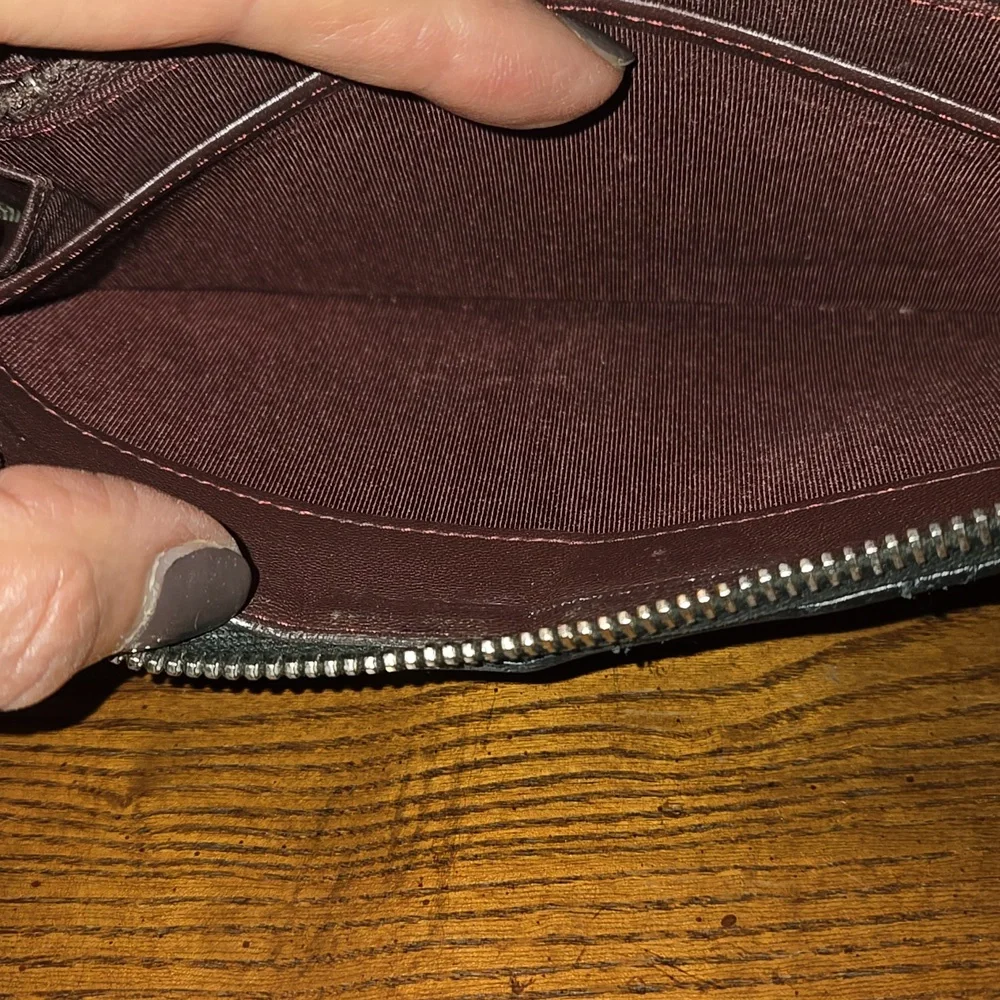 CHANEL Black Calfskin Leather Long Zip Top Wallet Brass Hardware Authentic COA - Picture 11 of 16